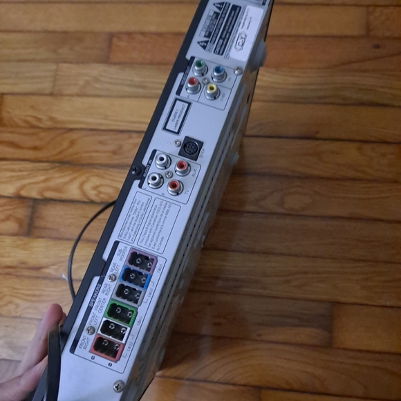 Philips Dvd Home Theater SYstem HTS3151D/37X Dvd Player - Picture 5 of 5